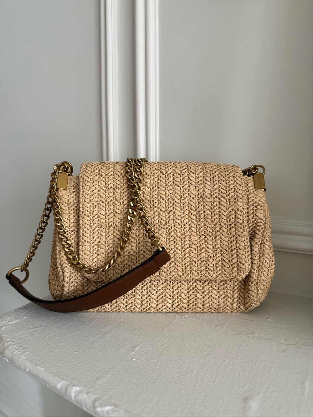 Woven Straw Chain Shoulder Bag in Natural